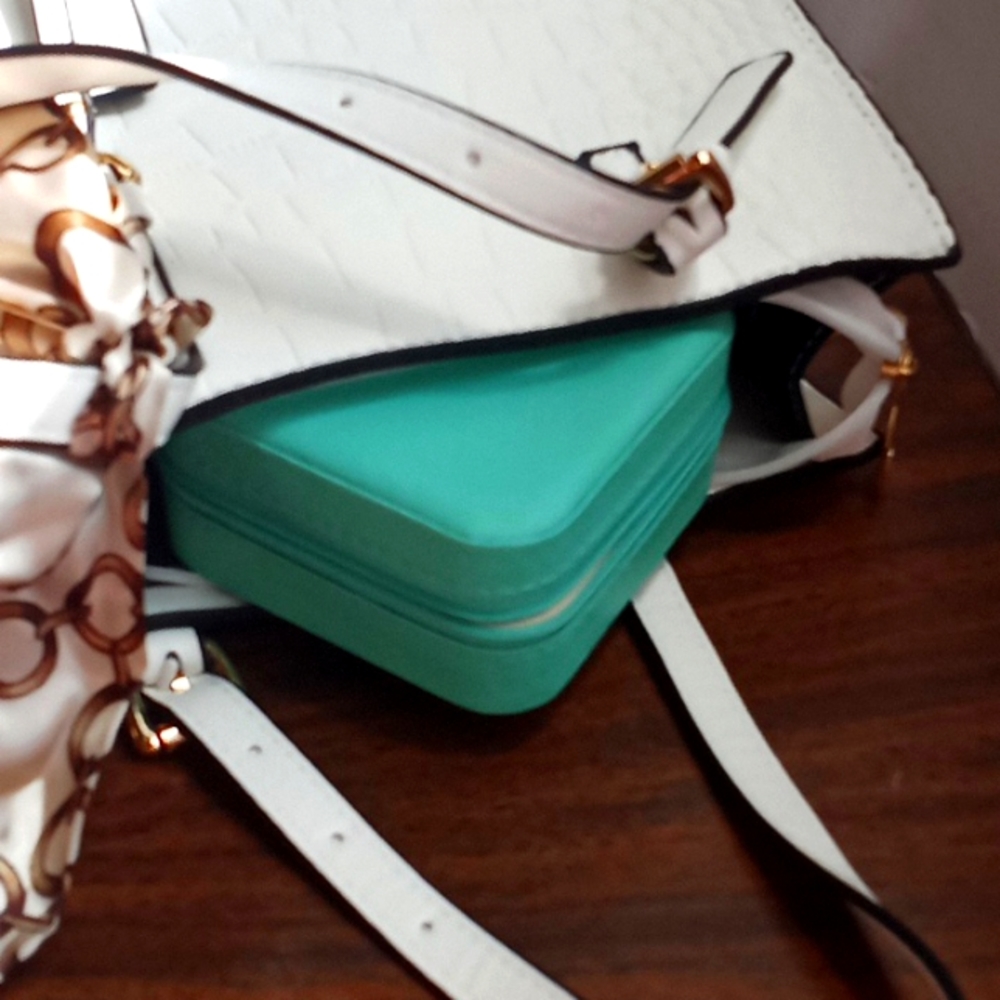 Jewelry Storage Case, Simple Jewelry Box For Travel & Home. - Picture 5 of 6